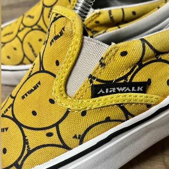 Airwalk Shoes Womens 6.5 Y2K Skater Smiley Punk Retro Grunge Sneakers Yellow - Picture 3 of 11